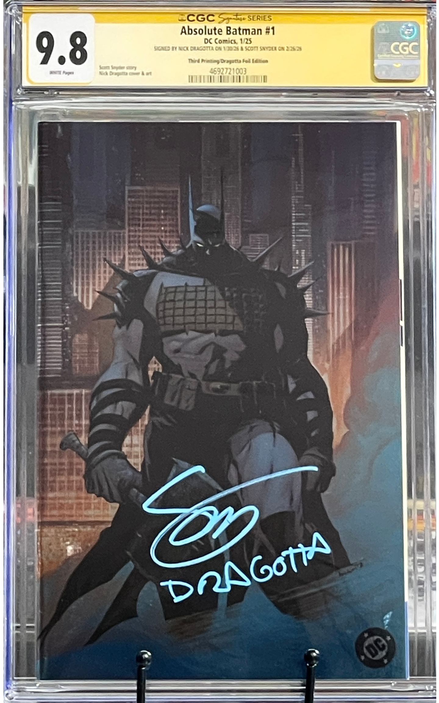 CGC 9.8 Absolute Batman #1 SIGNED by SCOTT SNYDER and NICK DRAGOTTA 3nd Print FOIL CGC Signature Series